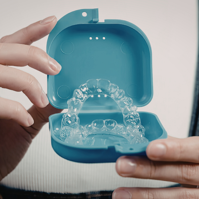 How to Clean Retainers